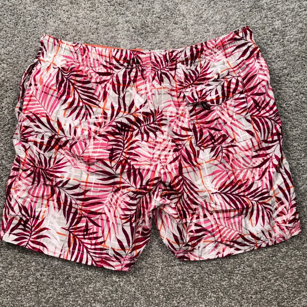 Tommy Bahama Swim Trunks Mens Tropical Palm Leaf Pink XL NEW
